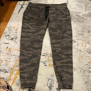 ZYIA Active Camouflage Leggings